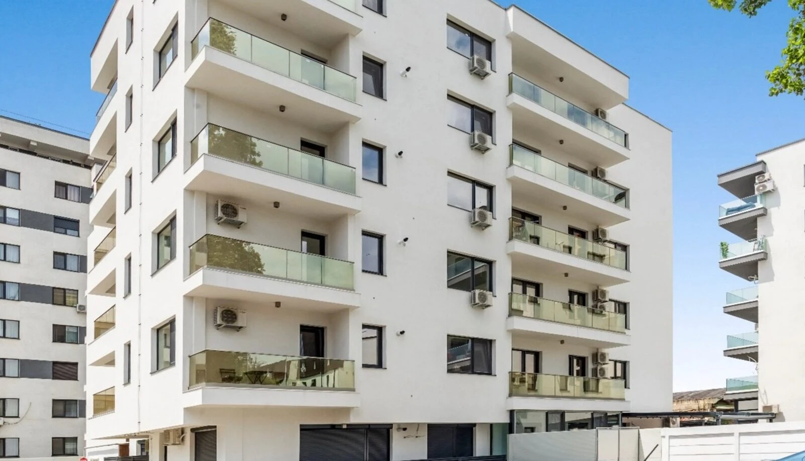 Carol Residence — vedere 2